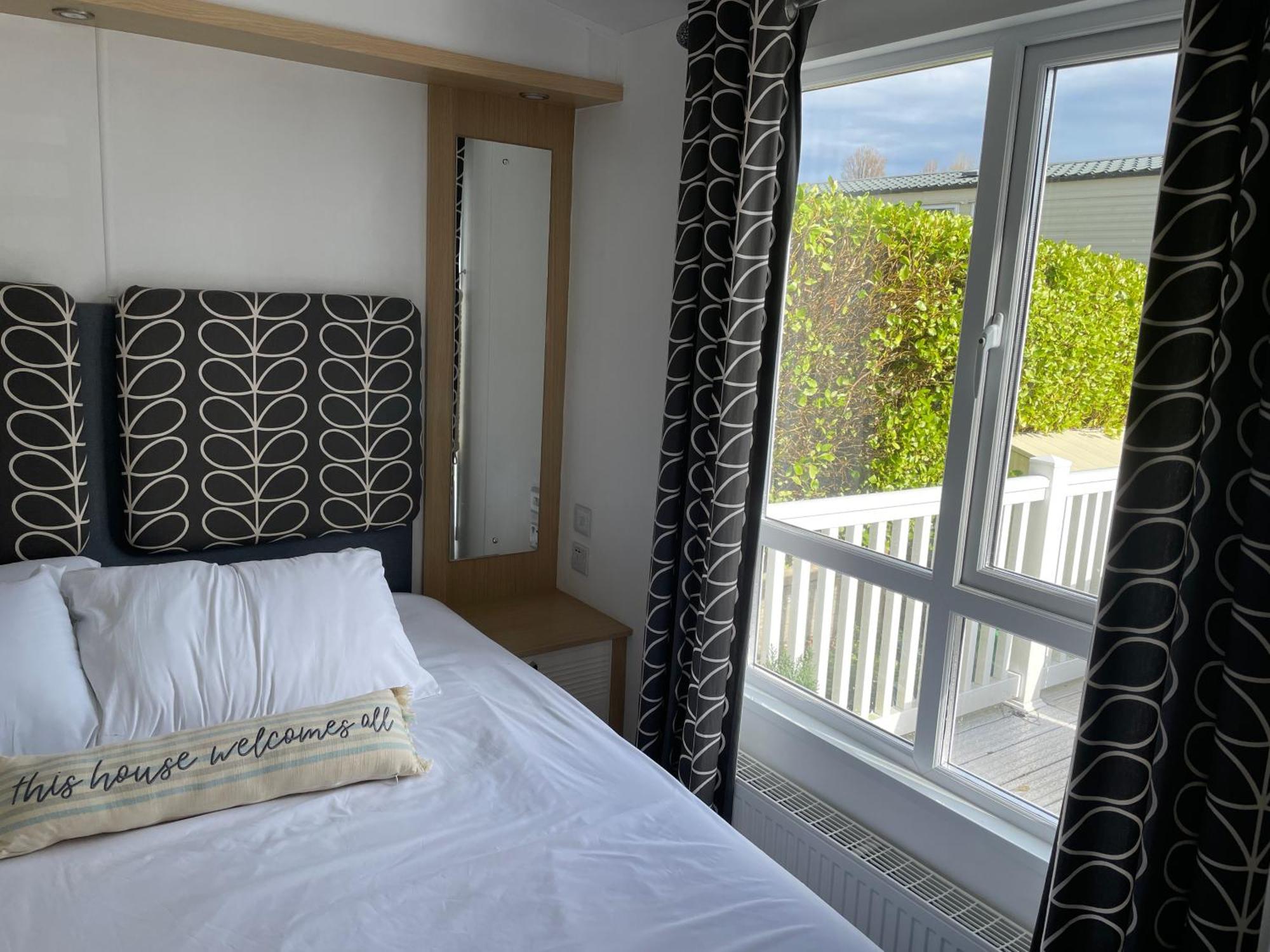 Rockley Park Private Holiday Homes Poole Buitenkant foto