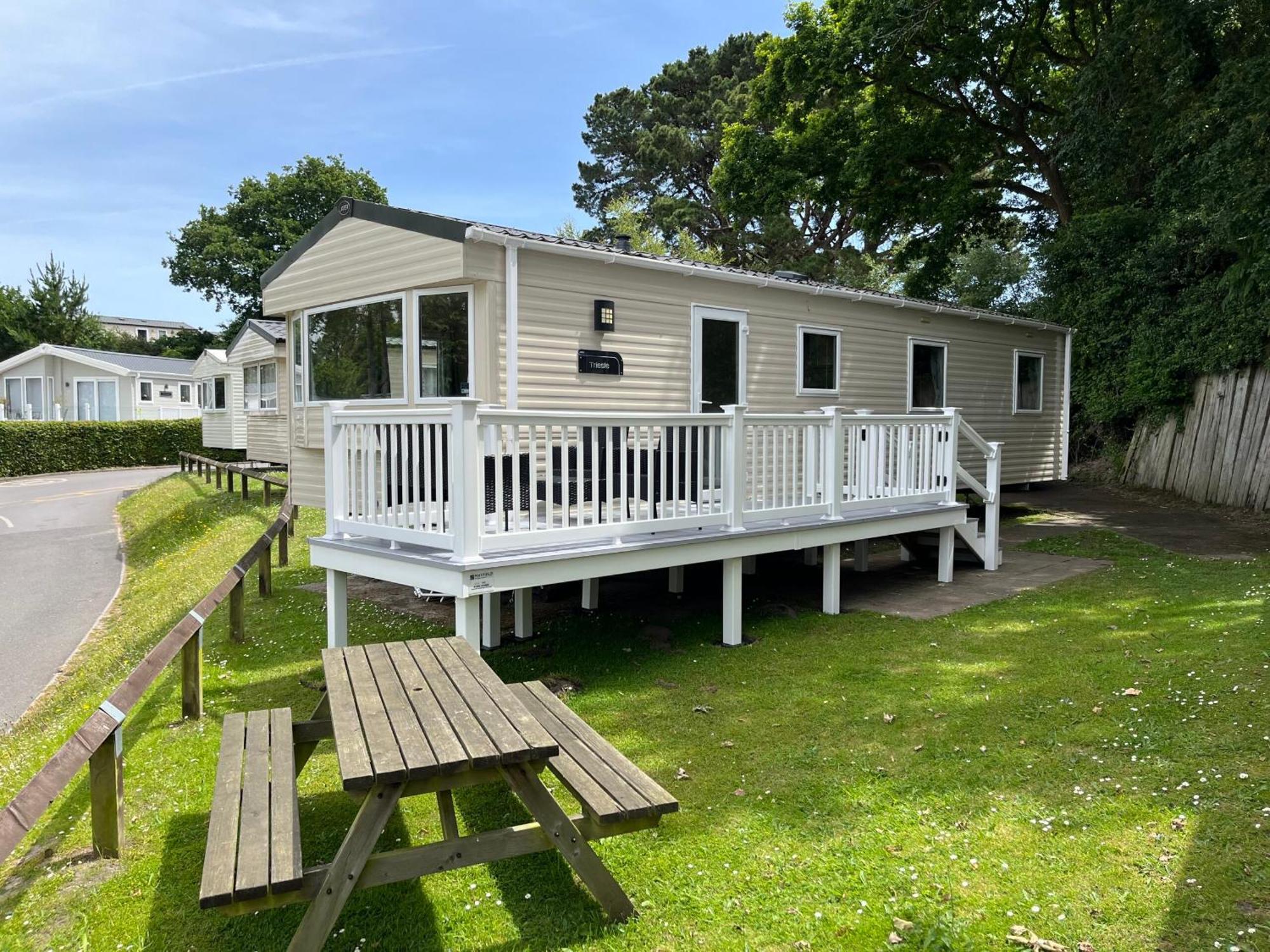 Rockley Park Private Holiday Homes Poole Buitenkant foto