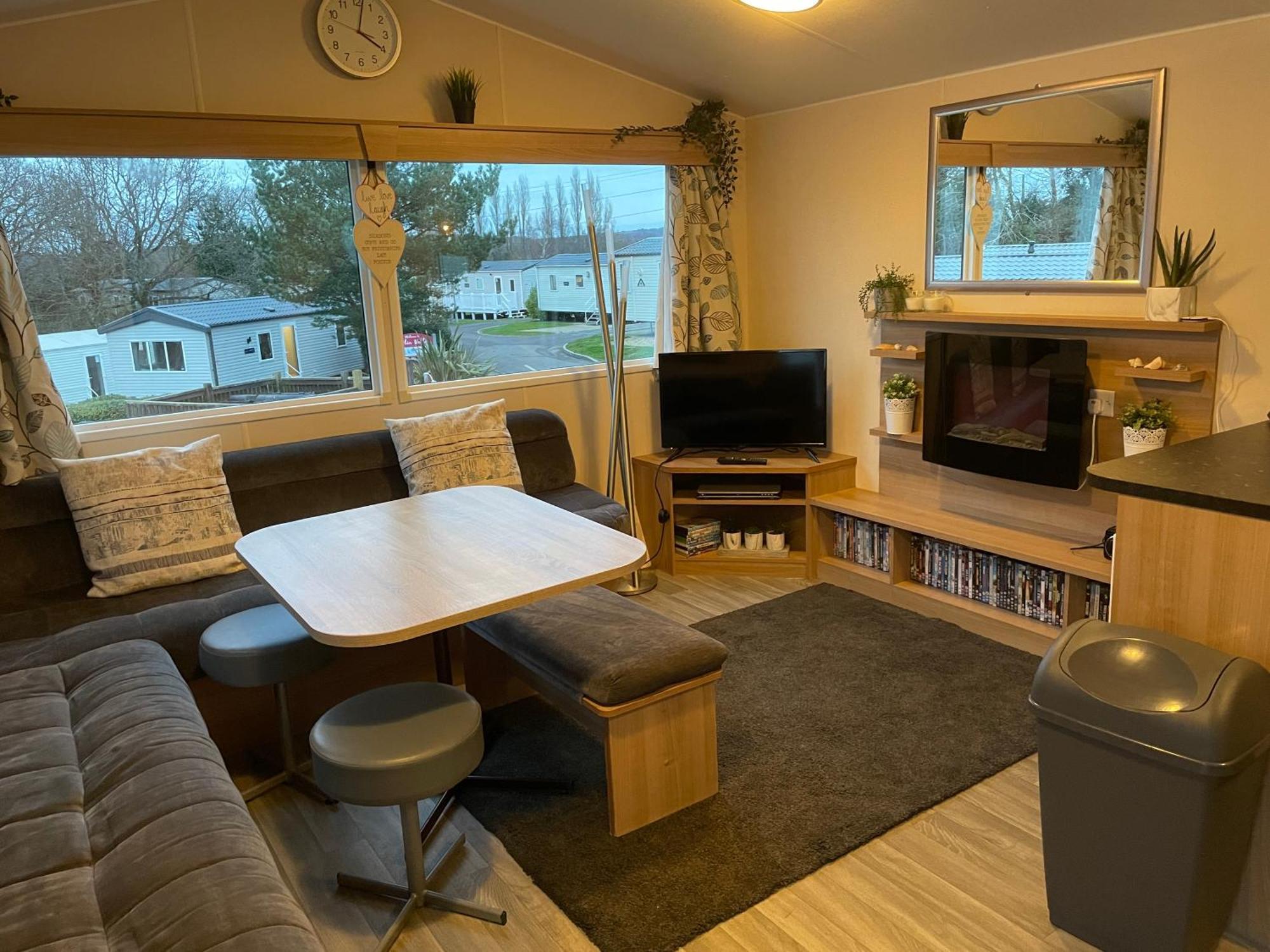 Rockley Park Private Holiday Homes Poole Buitenkant foto