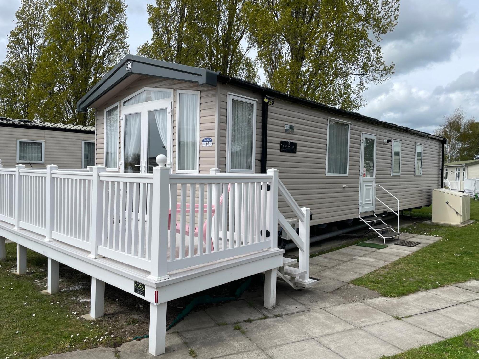 Rockley Park Private Holiday Homes Poole Buitenkant foto
